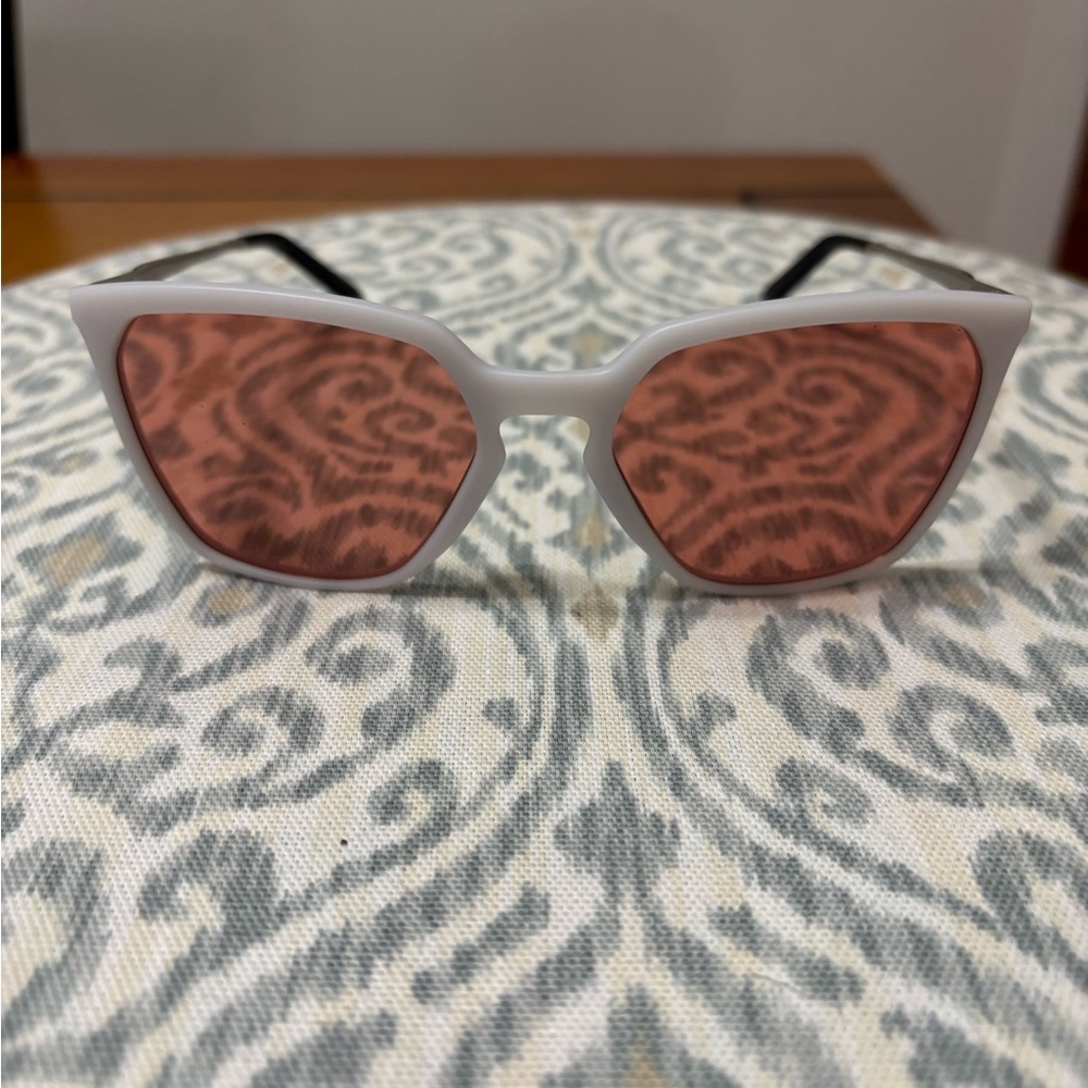 Oakley SQ seek collection